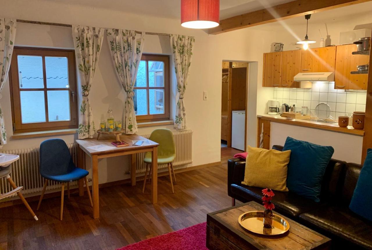 Pinkdeer Apartment ฮัลล์สตัทท์ ภายนอก รูปภาพ